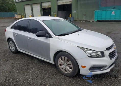 2016 Chevrolet Cruze Limited Ls z USA, uszkodzony, nr VIN 1G1PC5SGXG7172379